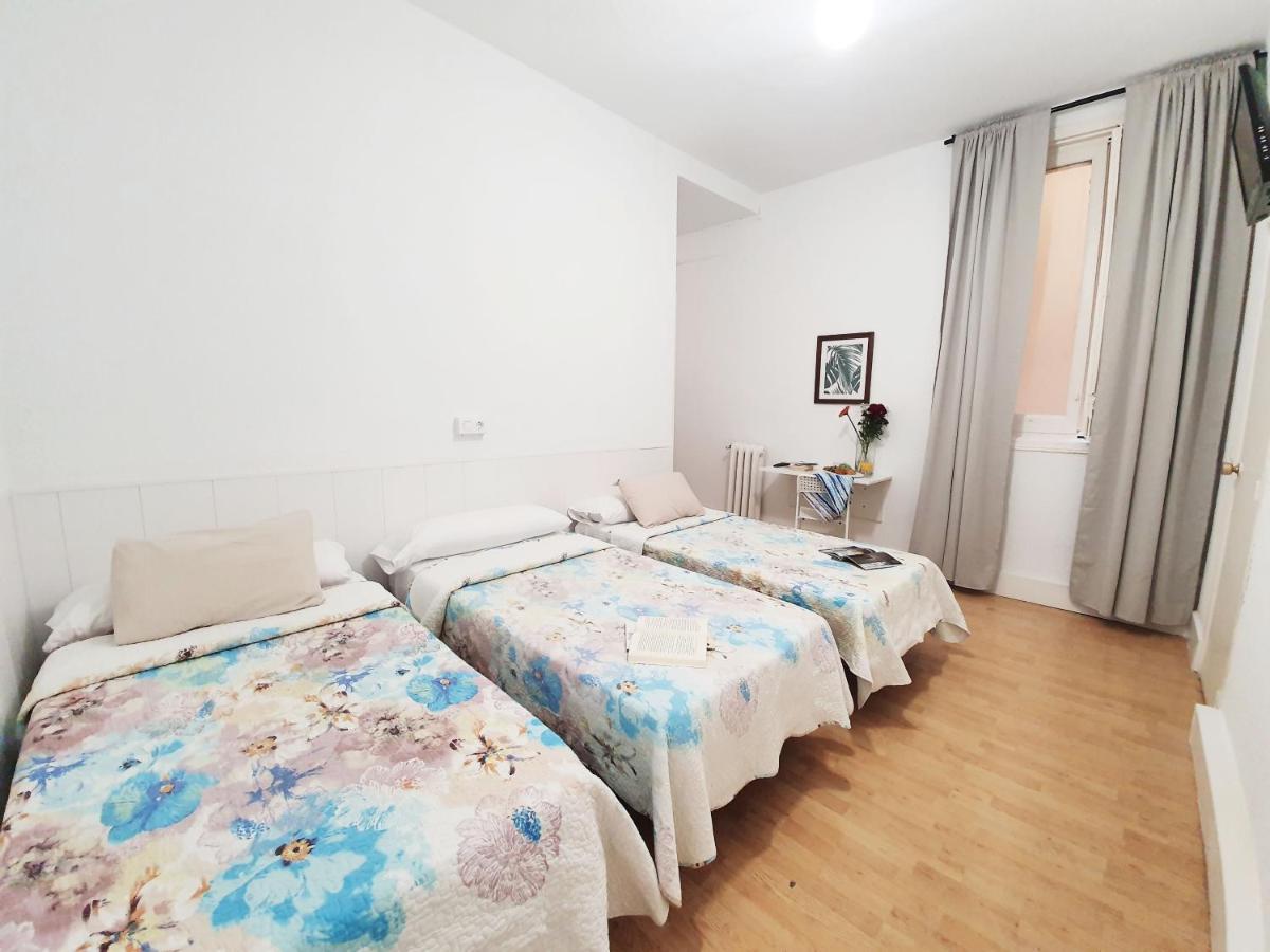 Hostal Alicante Мадрид Екстериор снимка