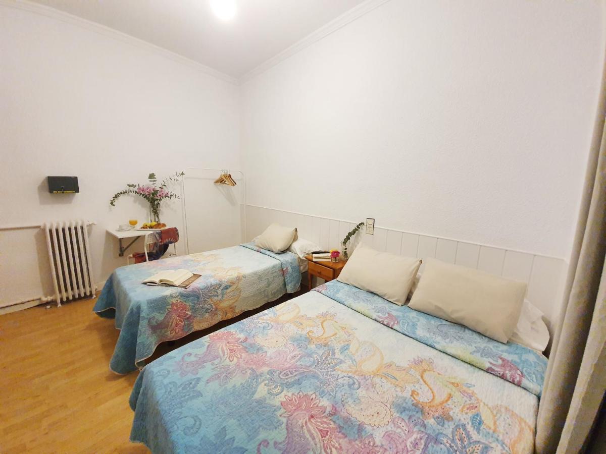 Hostal Alicante Мадрид Екстериор снимка
