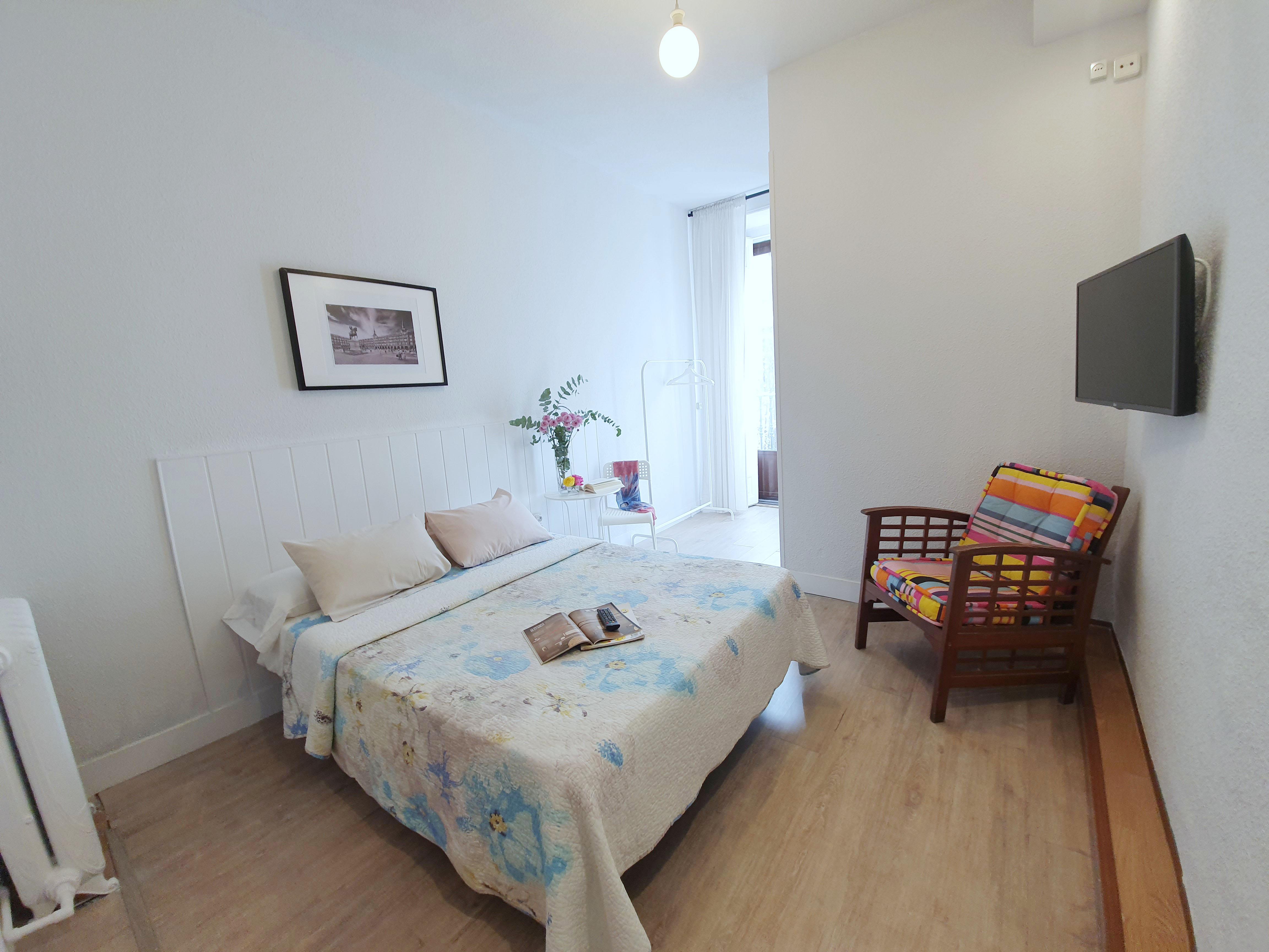 Hostal Alicante Мадрид Екстериор снимка